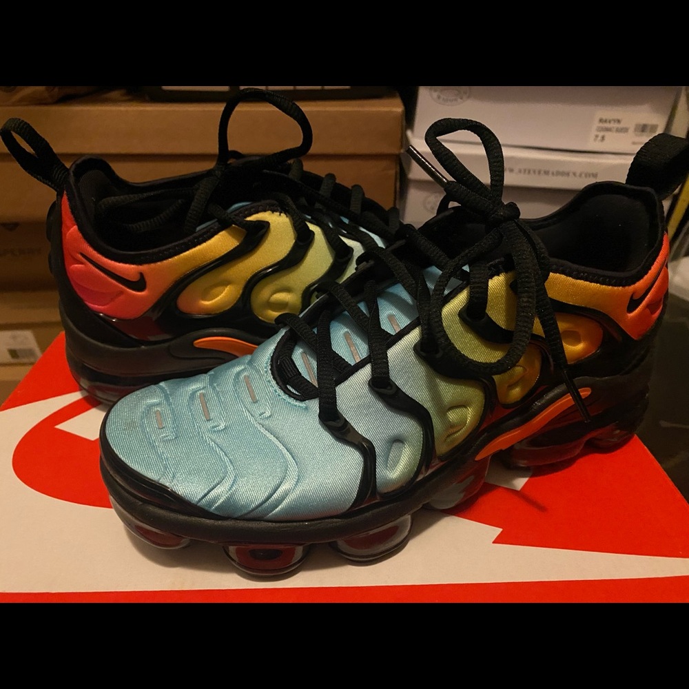 Women’s Air Vapormax Plus